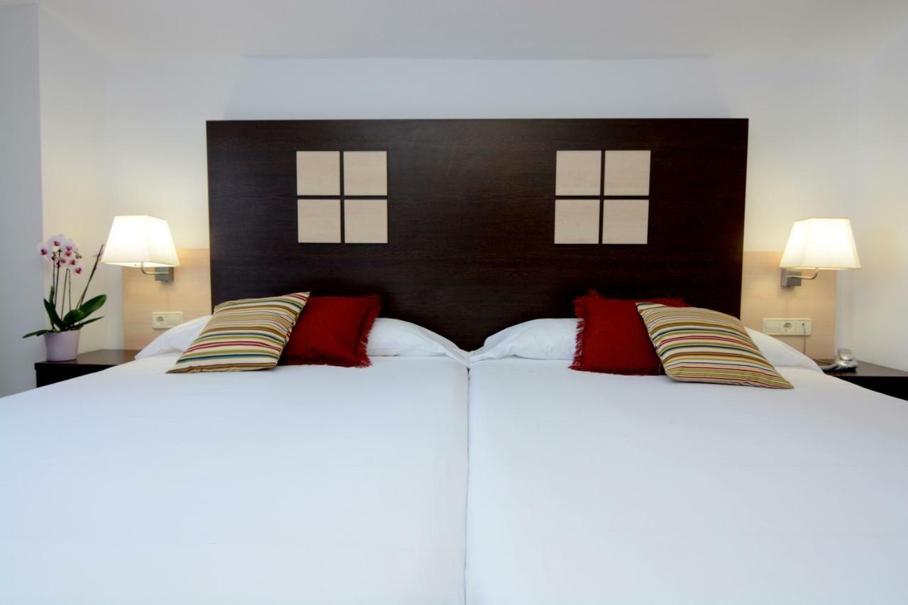 Don Angel - Adults Recommended Hotel ซานตาซูซานนา ภายนอก รูปภาพ